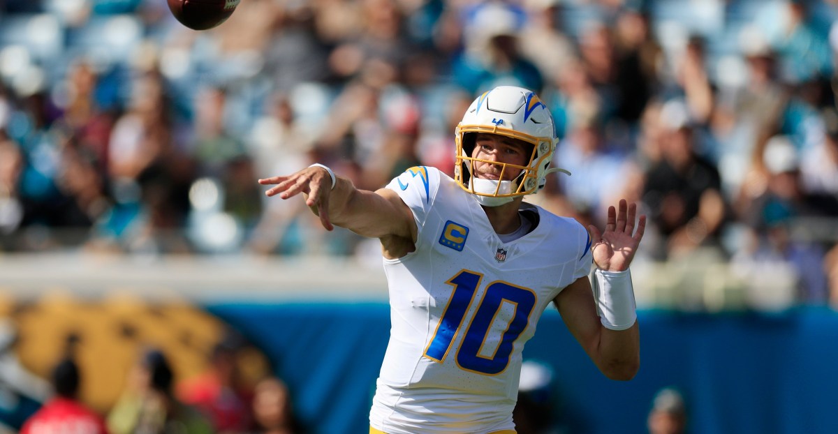 MNF Week 14: Philadelphia Eagles at Los Angeles Chargers