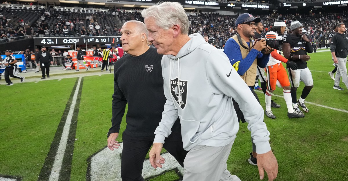 The Las Vegas Raiders historically set terrible records vs Eagles