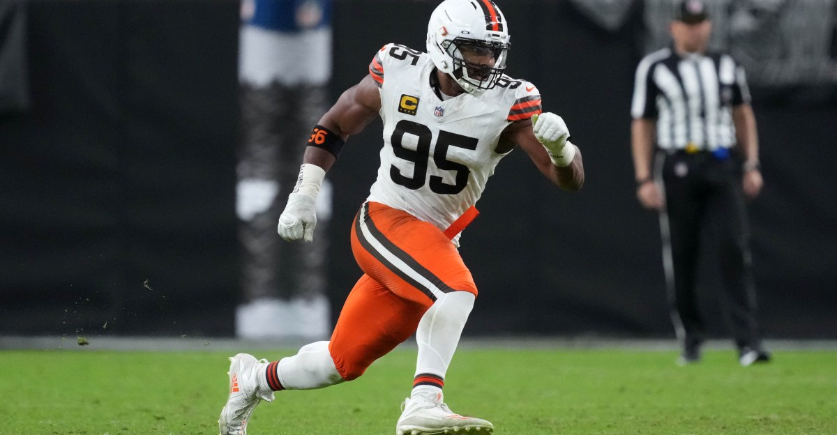 Daily Dawg Chow 12/19; Browns, Myles Garrett get set for Buffalo Bills