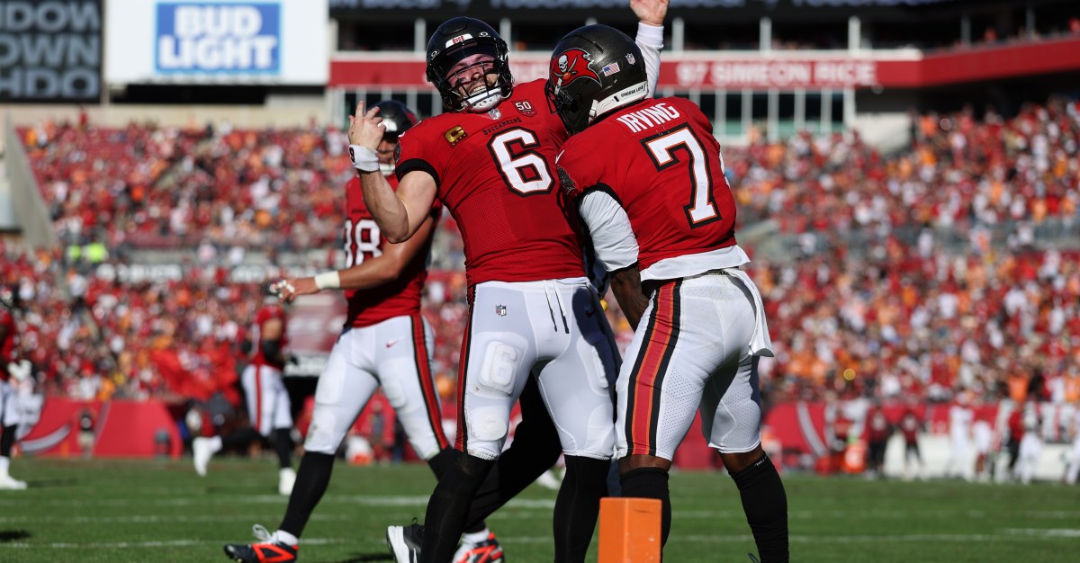 NFC Playoff Picture: Tampa Bay Buccaneers stay atop NFC South with win