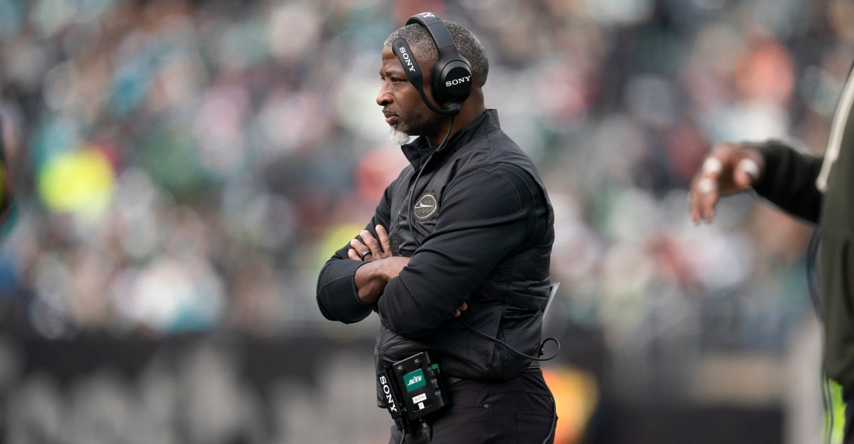 New York Jets: Aaron Glenn and the Trap of Leaders of Men