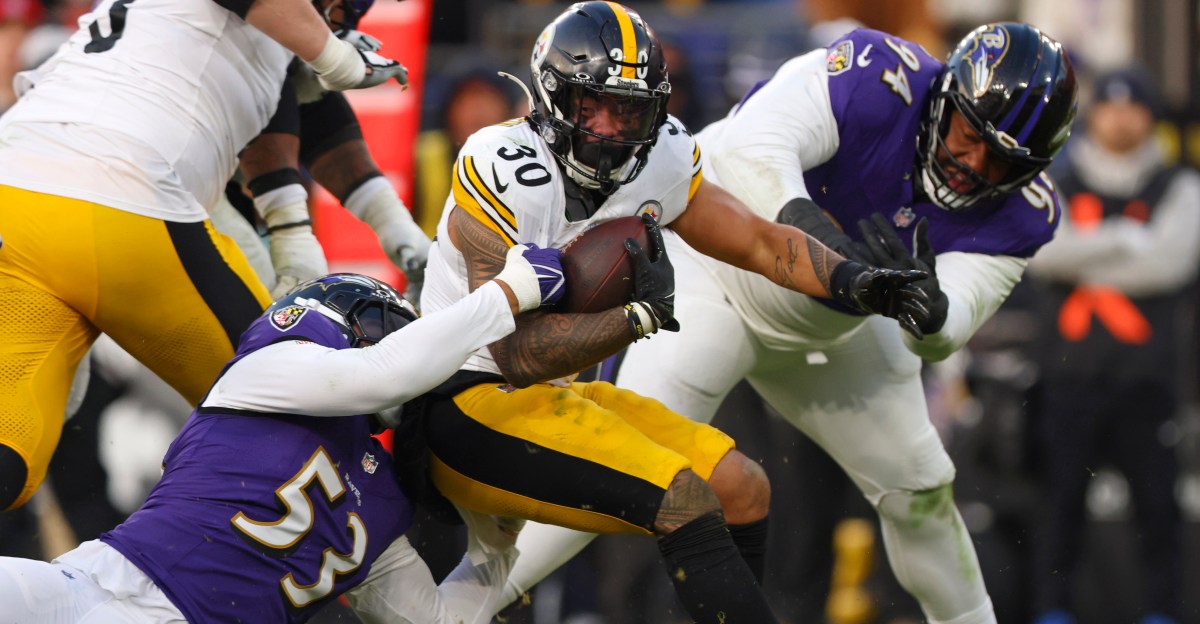 AFC Playoff Picture: Pittsburgh Steelers hurdle into AFC North lead