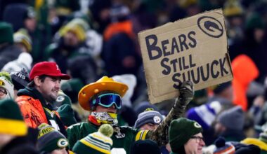 Packers vs Bears Week 16 Odds: Where is the line after Parsons’ injury?