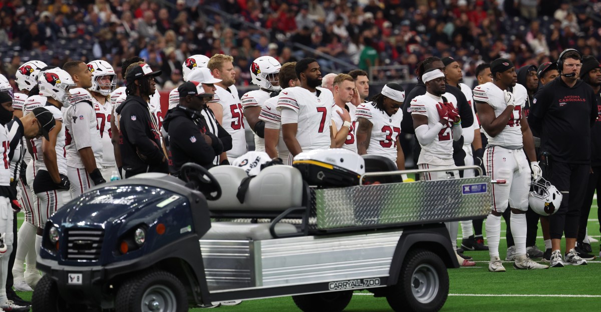 Arizona Cardinals place Bam Knight, Andre Baccellia on injured reserve