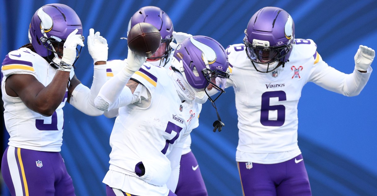 Vikings Defense Ties Franchise Record