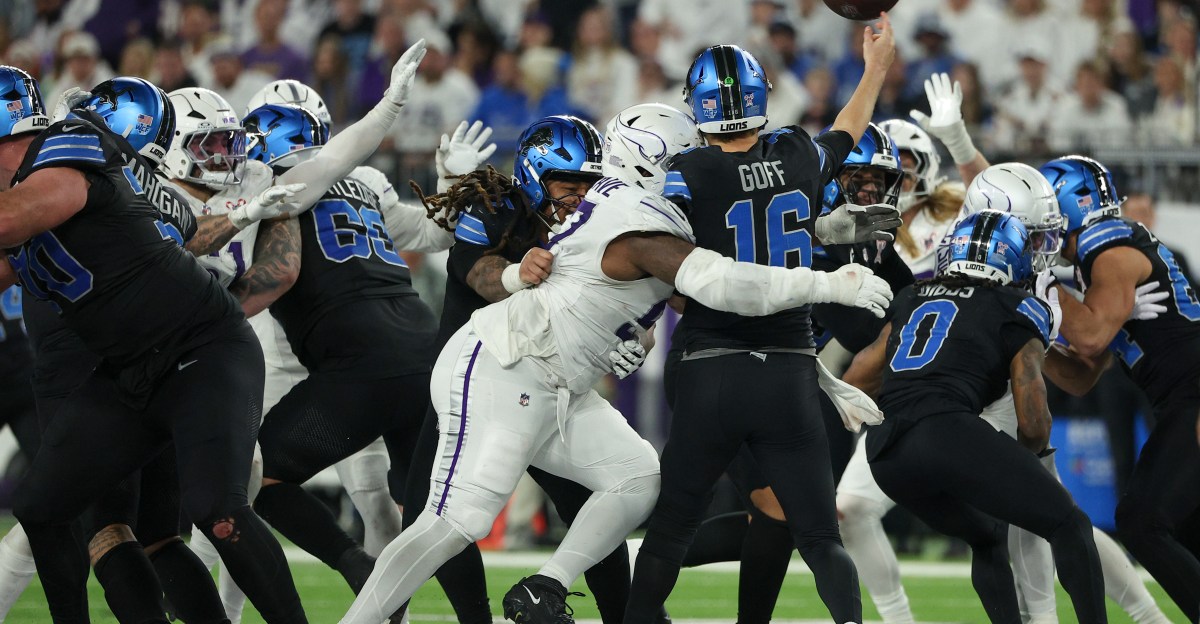 Detroit Lions report card: Offense needs an overhaul after Vikings mess