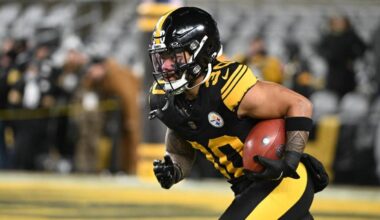 NFL picks for Week 17, exact score predictions, best bets today from self-learning AI