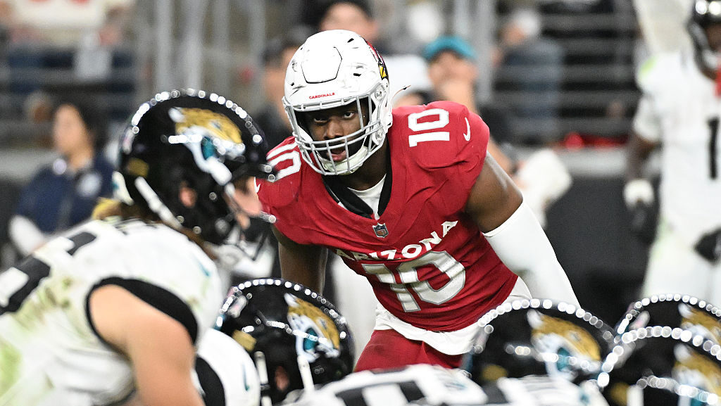 Cardinals' Josh Sweat...