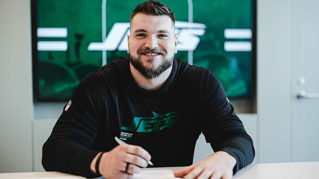 Jets Sign C Josh Myers to Contract Extension