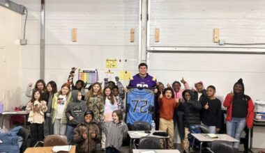 Covington football player Jackson Kirby receives elite award from Tennessee Titans