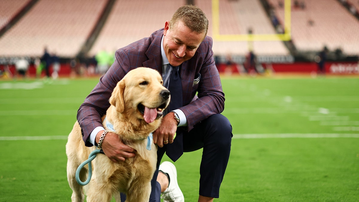  Kirk Herbstreit with his dog
