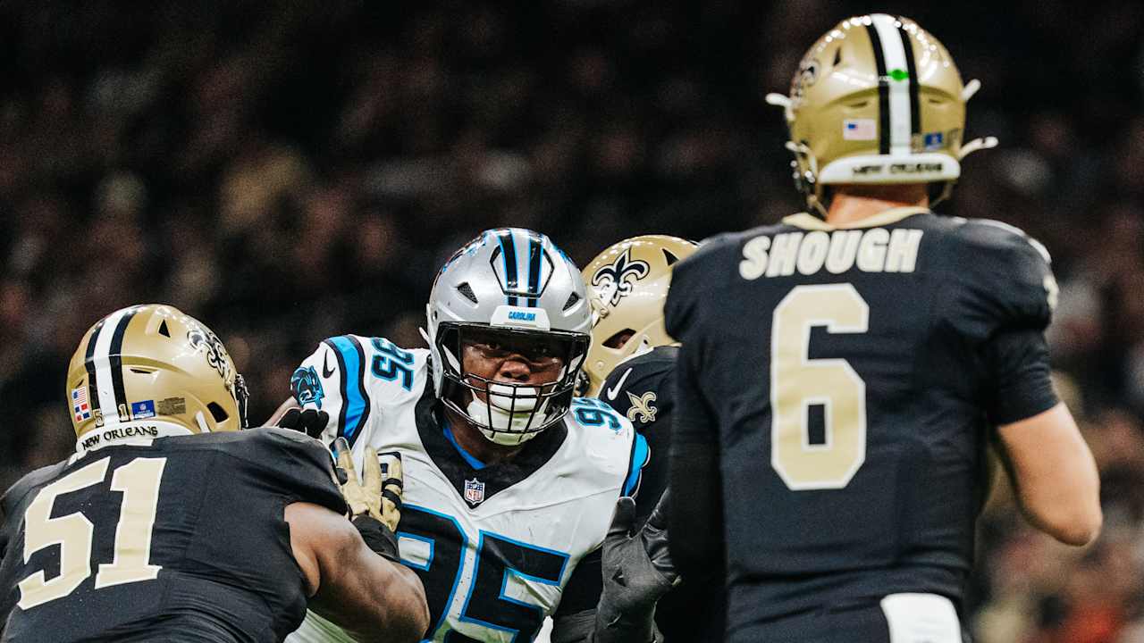 Ill-timed penalties prove costly for Panthers in loss to Saints
