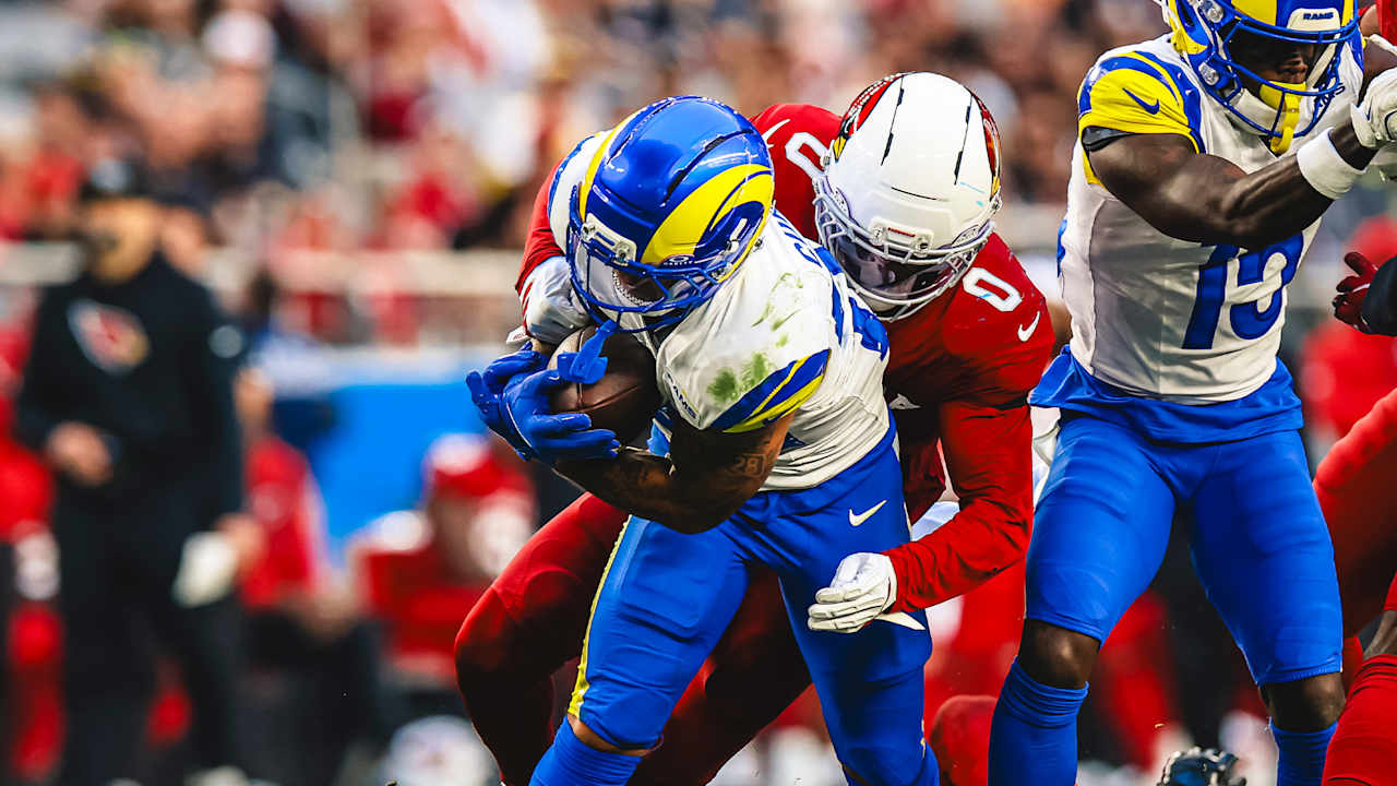 Blake Corum 17-yard rush - Los Angeles Rams Highlights