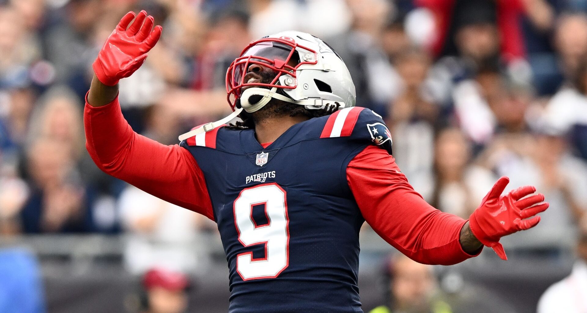 Former Patriots Star Available To Sign After Clearing Waivers