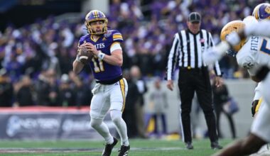 East Carolina takes advantage of 5 Pittsburgh turnovers, wins 23-17 in the Military Bowl :: WRALSportsFan.com