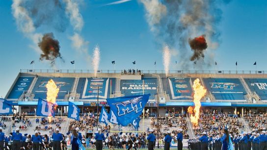 For second straight season, a high school head coach and former NFL quarterback is signing with an NFL team (Featured)