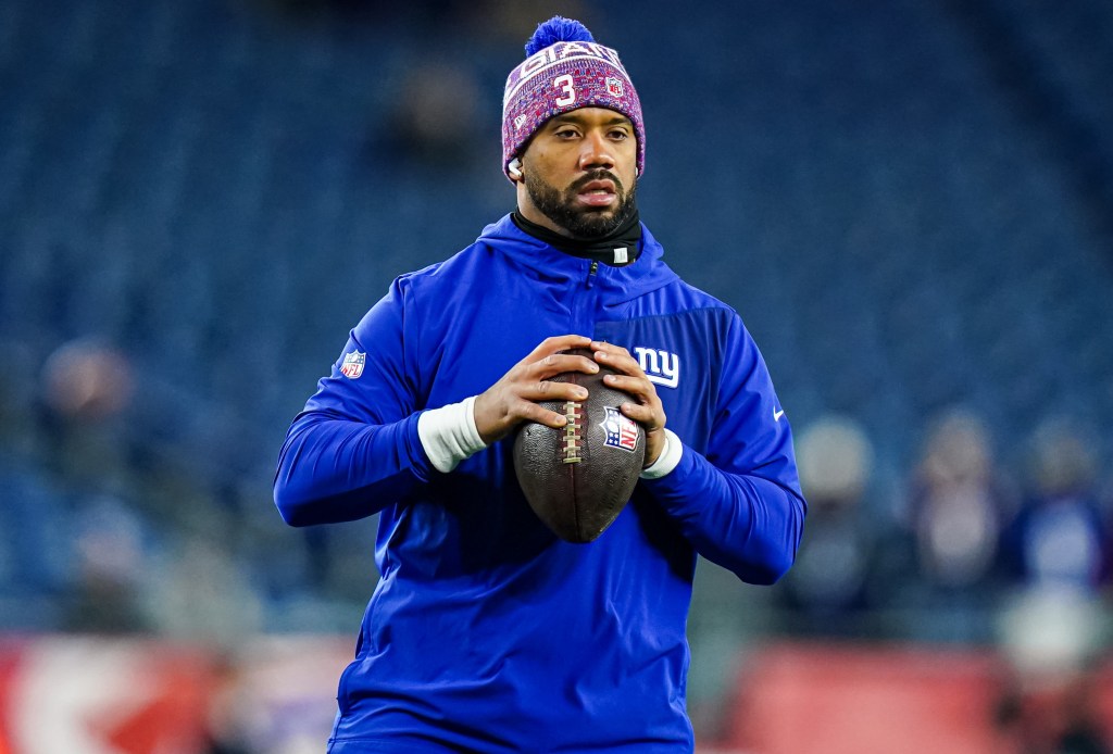 Russell Wilson works out before the Giants-Patriots game on Dec. 1, 2025. 