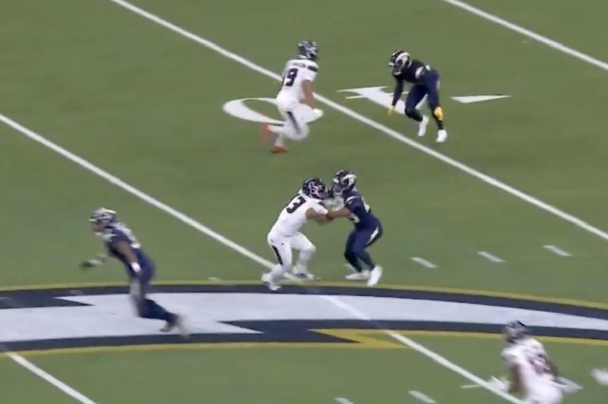 Controversial penalty sinks Chargers' comeback bid in loss to Texans