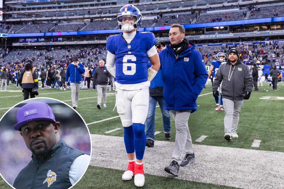 Jaxson Dart turned into a no-threat QB against Brian Flores