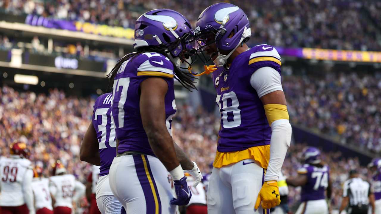 Justin Jefferson Positively Influencing Vikings Teammates