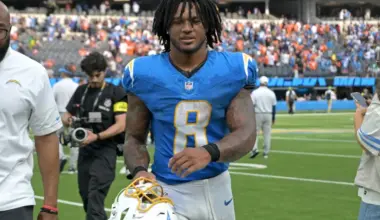Chargers make Omarion Hampton injury decision to confuse fantasy football lineups with Kimani Vidal image