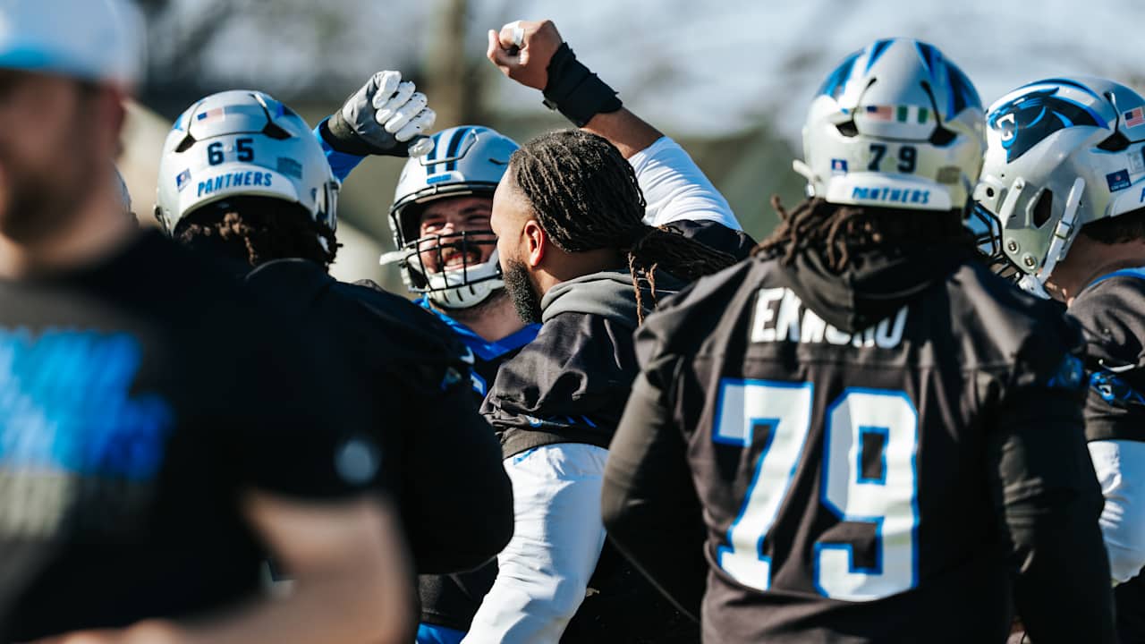 Robert Hunt on his first practice back from injury, and finishing his Christmas shopping