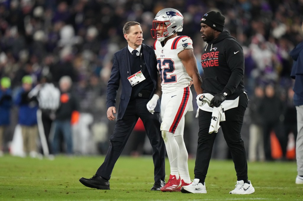 Five Patriots players practice after suffering injuries vs. Ravens
