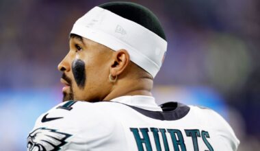 Eagles' Sirianni: Hurts 'absolutely' to start at QB vs. Raiders