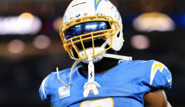 NFL suspends Chargers LB Denzel Perryman two games
