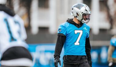 Tre'von Moehrig back with his teammates after two weeks away 