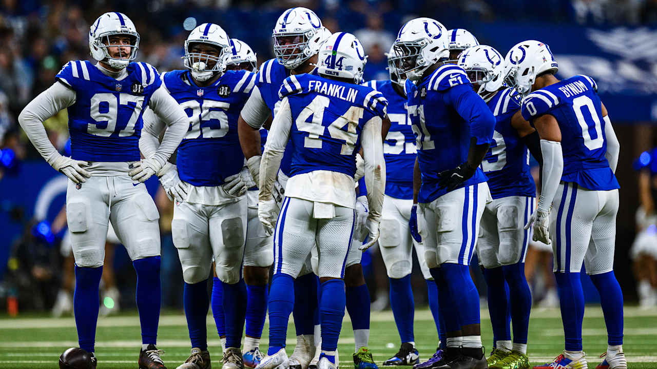 Inside how NFL players react to controversial officiating decisions 