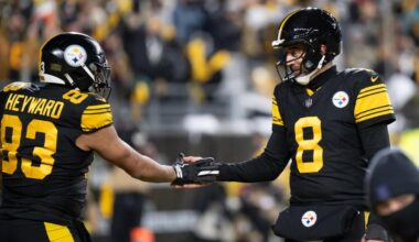 NFL picks for Week 17, score predictions, best bets today from self-learning AI