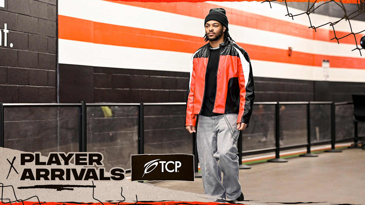 Browns Arrive for Gameday vs. Steelers for 2025 Week 17 - Cleveland Browns