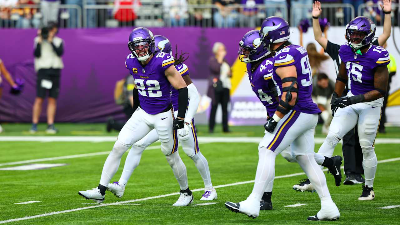 ‘Classic Gink’ & Harrison Smith’s 38th INT Help Vikings Shut Out Commanders