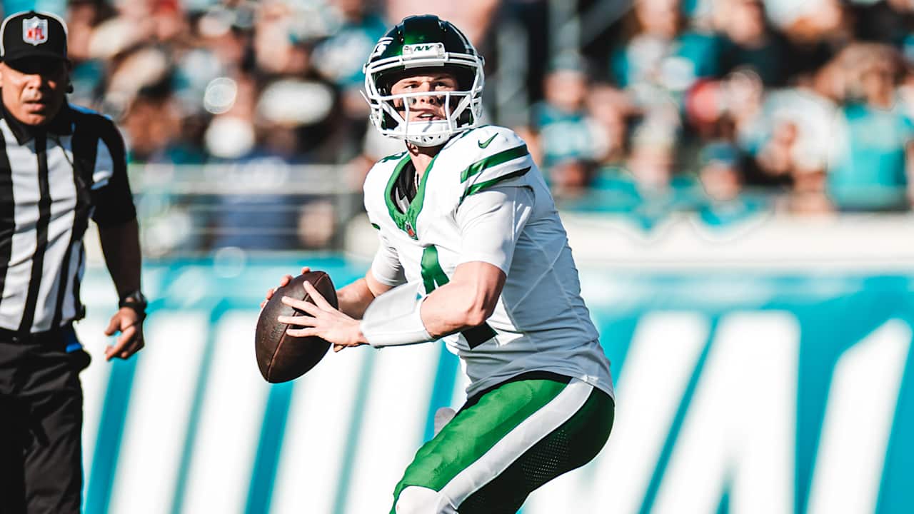 Rookie QB Brady Cook Will Start Second Consecutive Game for Green & White in Week 16