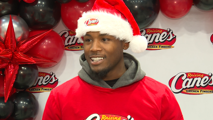 Bengals wide receiver Tee Higgins donates 100 bikes to children for holidays
