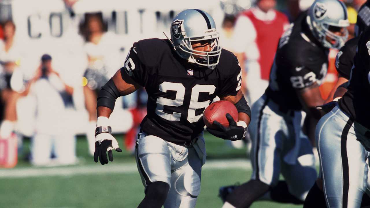 Napoleon Kaufman to light the Al Davis Memorial Torch on Sunday