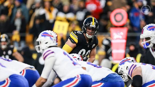 Steelers linebacker T.J. Watt (90) during a regular season matchup between the Pittsburgh Steelers and Buffalo Bills.