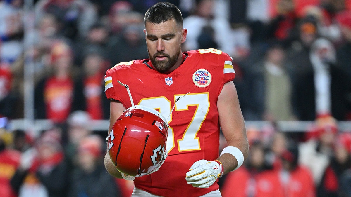 Travis Kelce upset