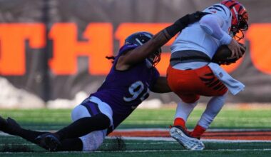 Baltimore Ravens defense sends a message by shutting out Cincinnati. Tavius Robinson's return was key