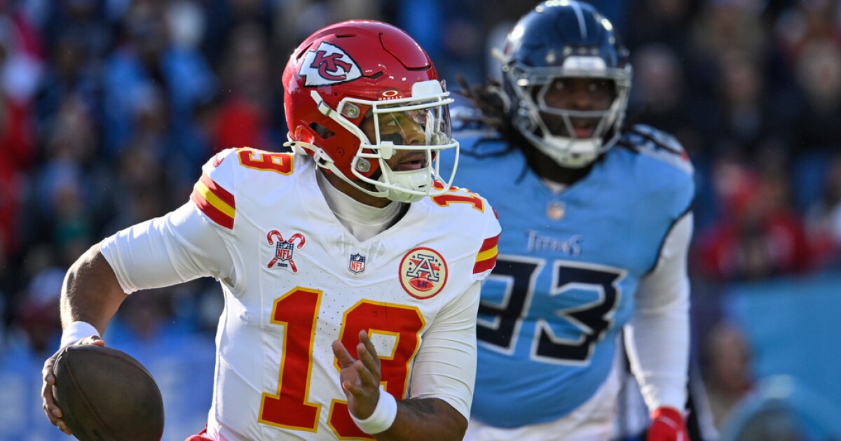 Game report | Chiefs lose another QB to injury in ugly loss at Titans