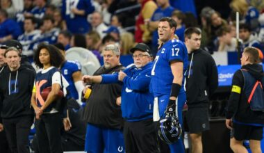 Texans win eliminates Colts from playoffs