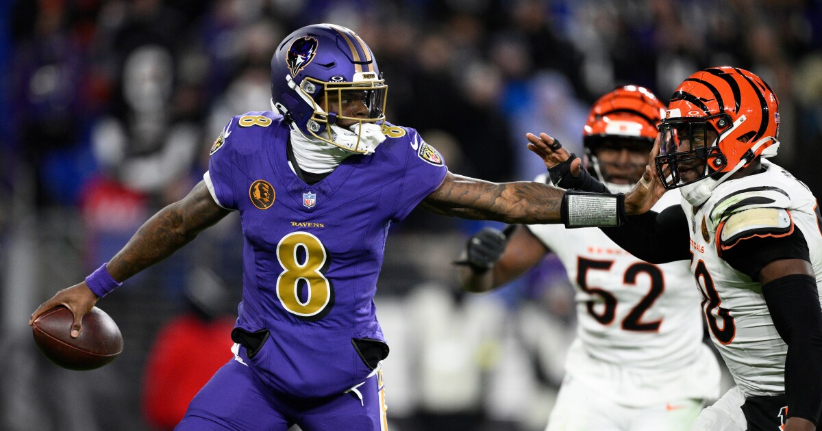 Bengals' Joseph Ossai, Myles Murphy stepping up in absence of Trey Hendrickson