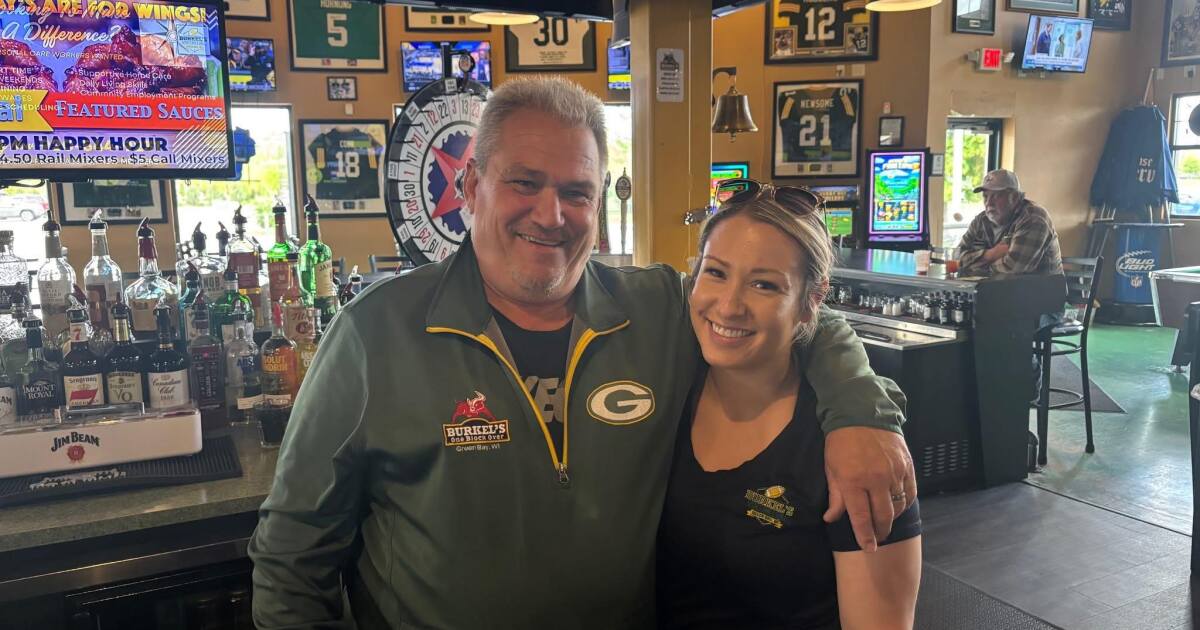 Burkel's Sports Bar & Grill to close after Packers season, ending 45-year run