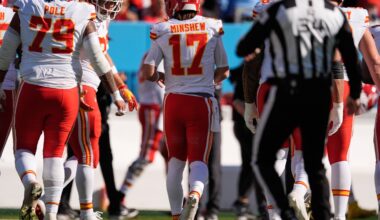 Gardner Minshew to have MRI on injured knee after Chiefs' loss to Titans