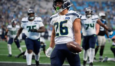 Seahawks beat Panthers 27-10 for 6th straight win, still need to beat 49ers for No. 1 seed