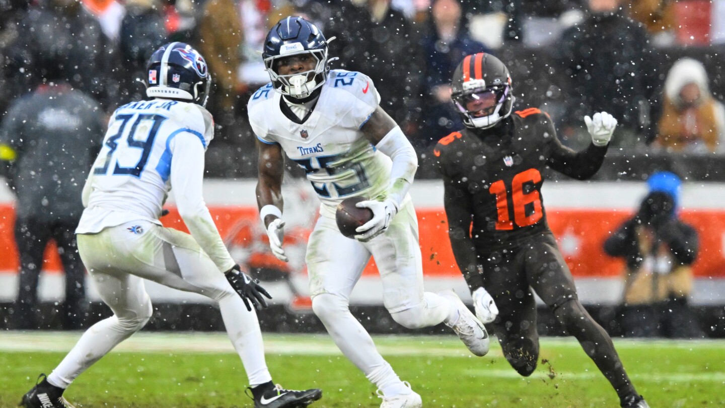 Titans place trio of safeties on injured reserve and sign 2 off Lions, Ravens practice squads