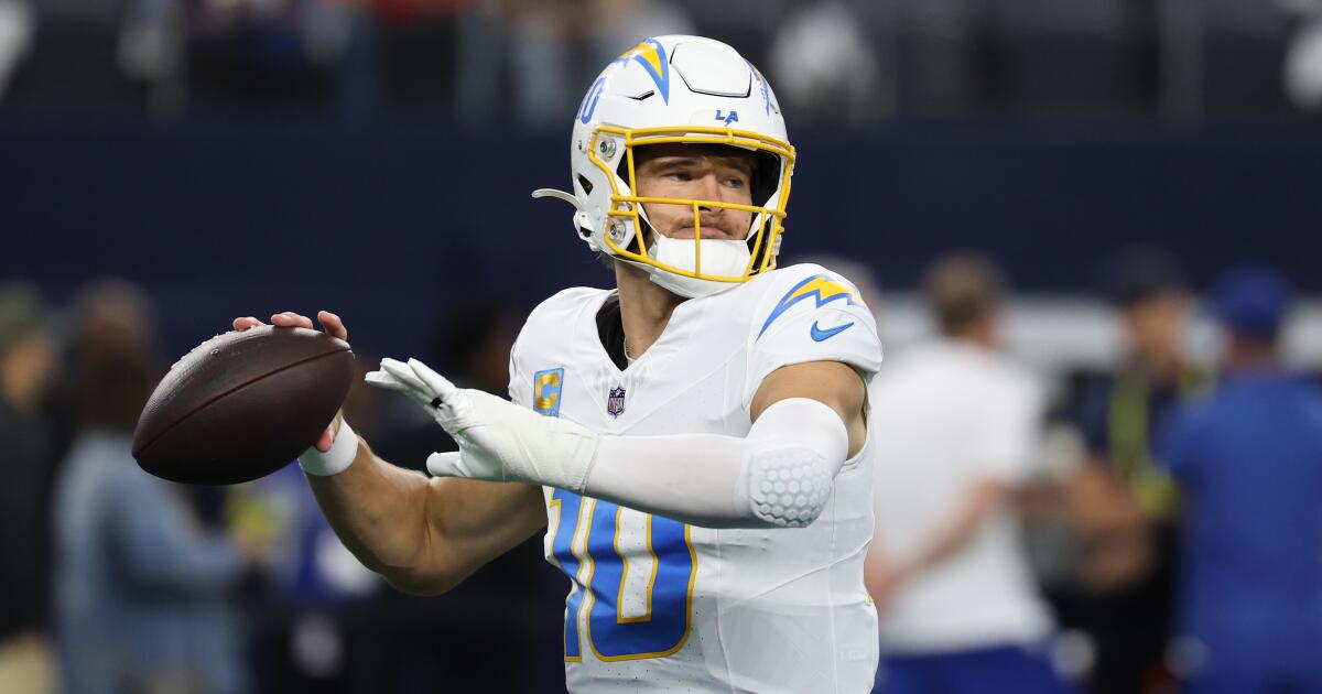 Chargers vs. Cowboys: Live updates, watch, odds, score, highlights