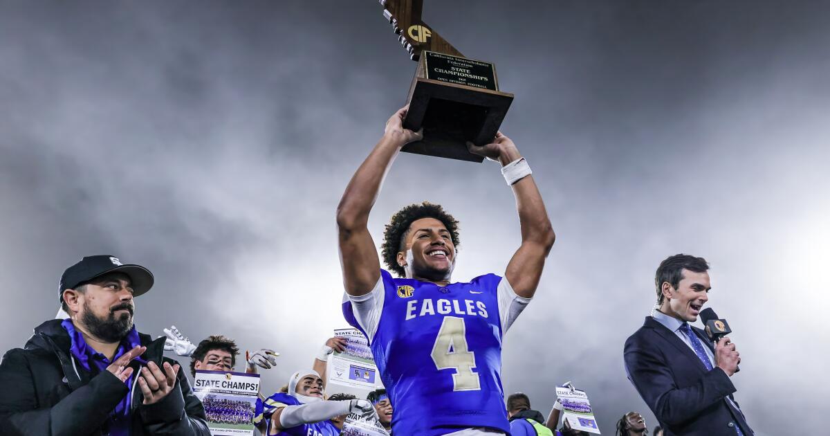 Santa Margarita wins Open Division football title for first-year coach Carson Palmer