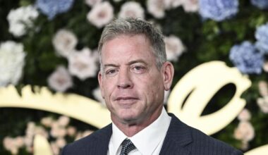 Why Troy Aikman didn't get thanked by that UCLA football player